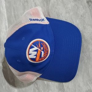 Reebok New York Islanders stretch hat